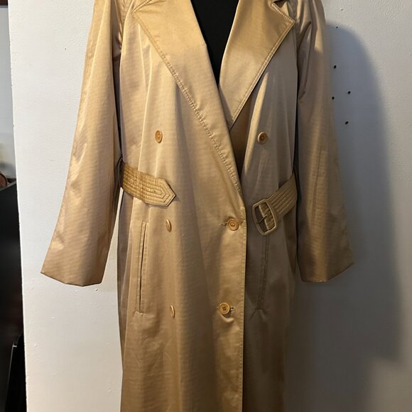 Vintage 60s / 70s Trench Coat with Belt. Perfect!! - Picture 6 of 14